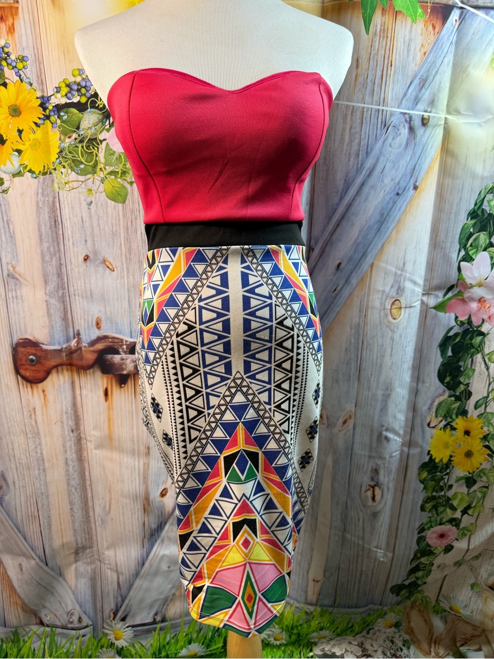 711-a'gaci Red Strapless Top with Multicolor Geometric Pencil Skirt